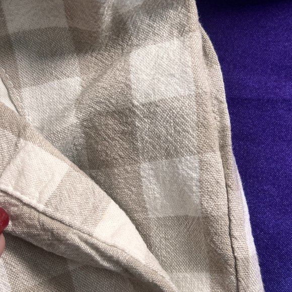 Gingham Shorts with Pockets - Picture 3 of 8